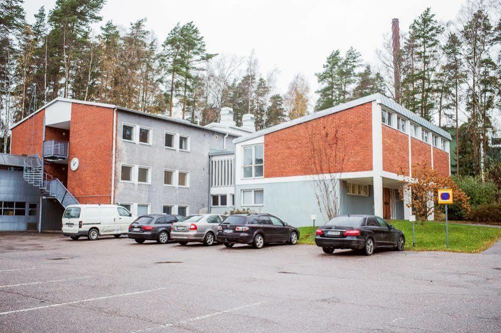 Forenom Kivimies Hostel Helsinki Exterior foto
